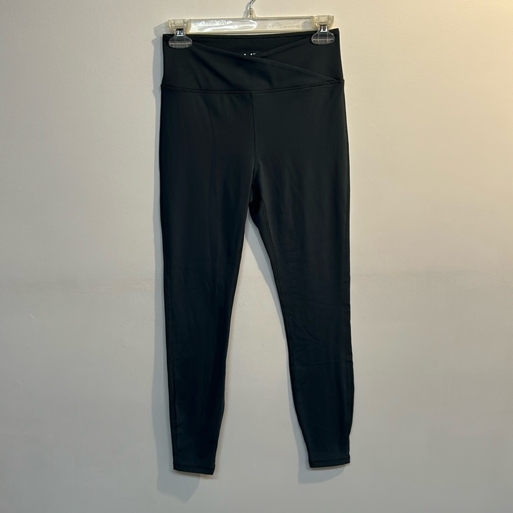 Life Integrity Earth brand women’s leggings size M gray color